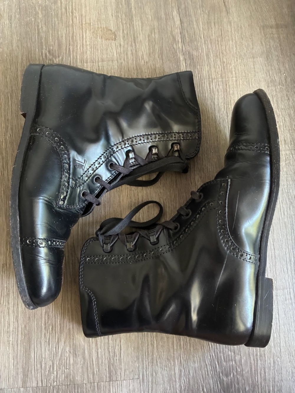 1990s Tod's Black Boots Lace Up with Brogue Detailing Womens Sz 37